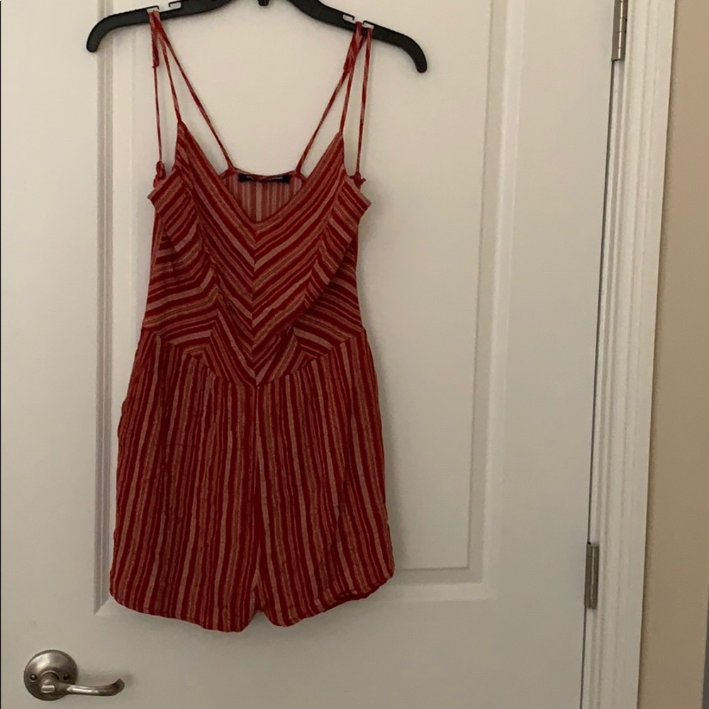 Romper with pockets